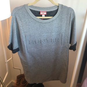 NWT Hunter Short Sleeved Sweatshirt Size Small
